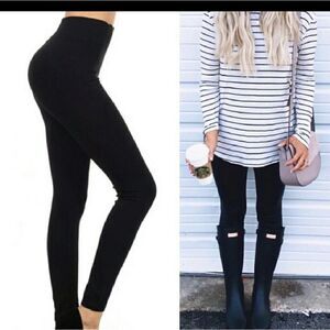 CARESS me down black leggings